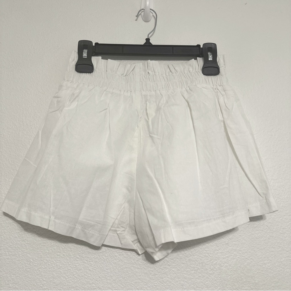 *Set* Fashion Nova, ‘Still Workin’, Women's White Belted Jacket and Shorts Set - Picture 7 of 16